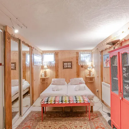 Duplex Avec Jardin, 4 Pers, Chamonix, Animaux Ok, Parking, Wifi, A 5 Min Du Centre - Fr-1-343-167 * Σαμονί